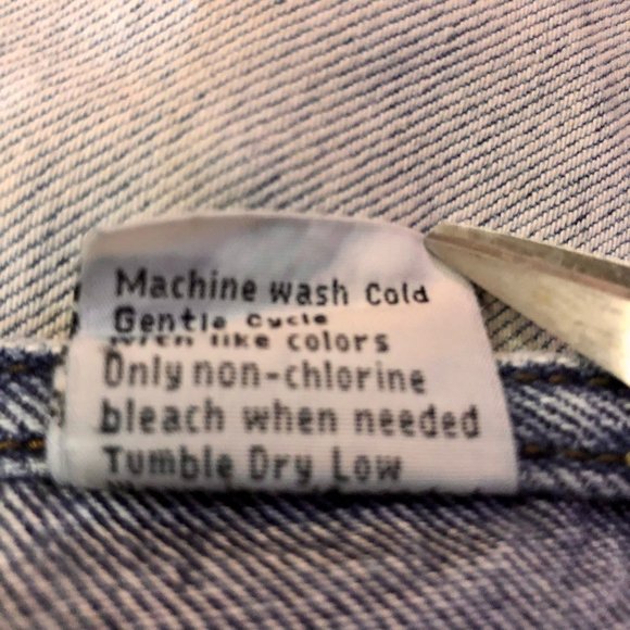 Mudd Jean Shorts Juniors 11 Used - Picture 9 of 9